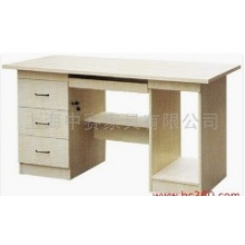 木質(zhì)電腦桌